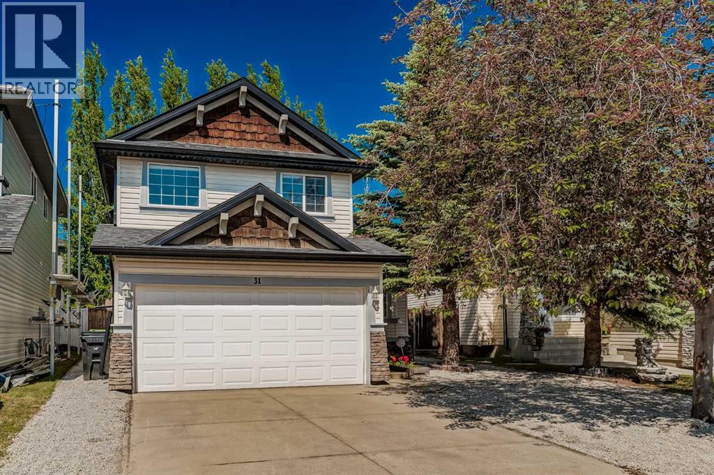 31 Panatella Dr NW, Calgary, AB T3K 6C2