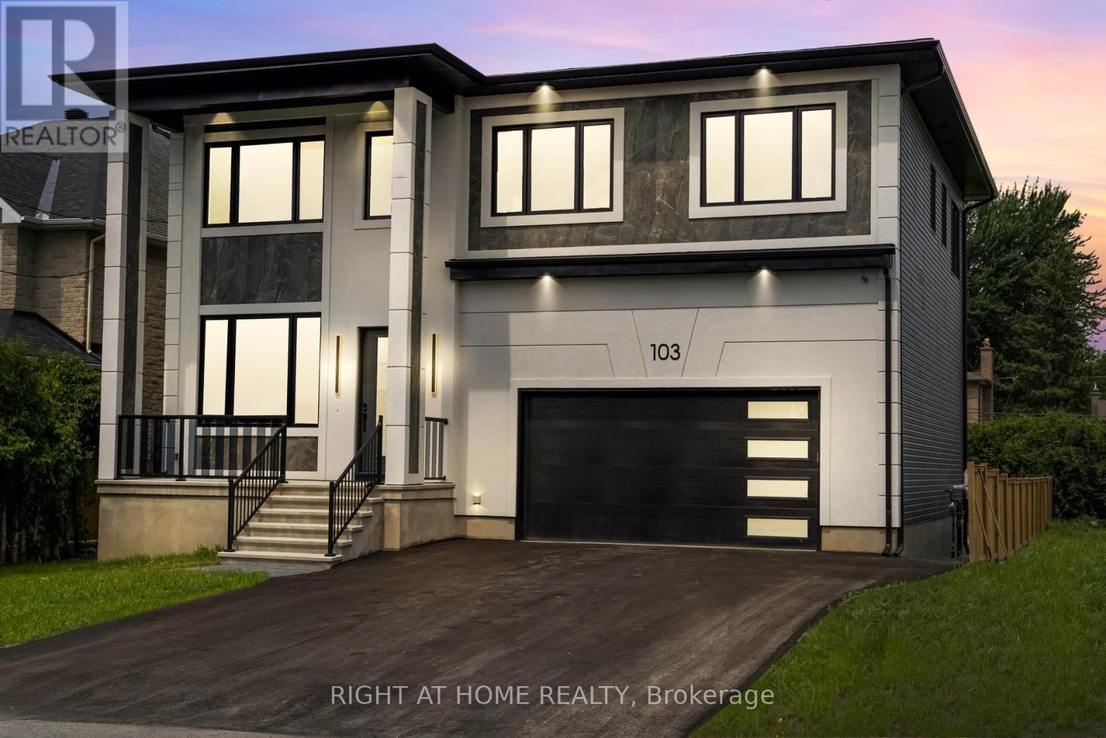 103 Fieldrow St, Ottawa, ON K2G 2Y8