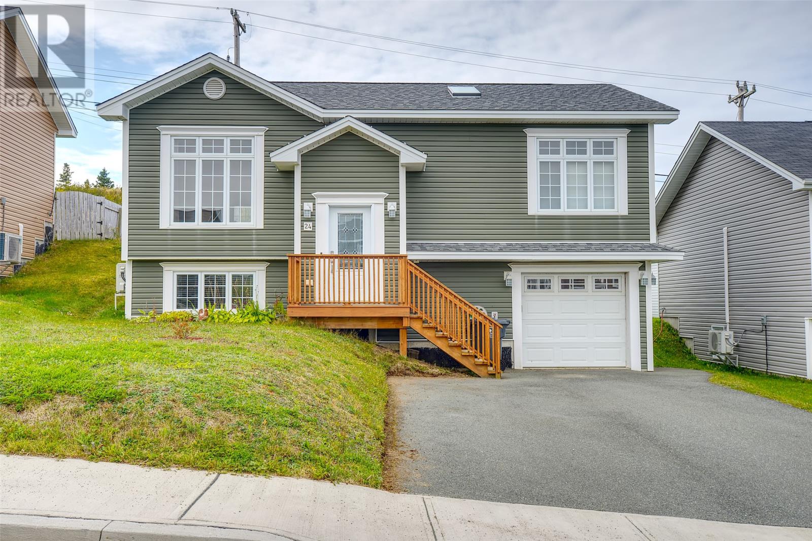 24 Erica Ave, Conception Bay South, NL A1X 0H2