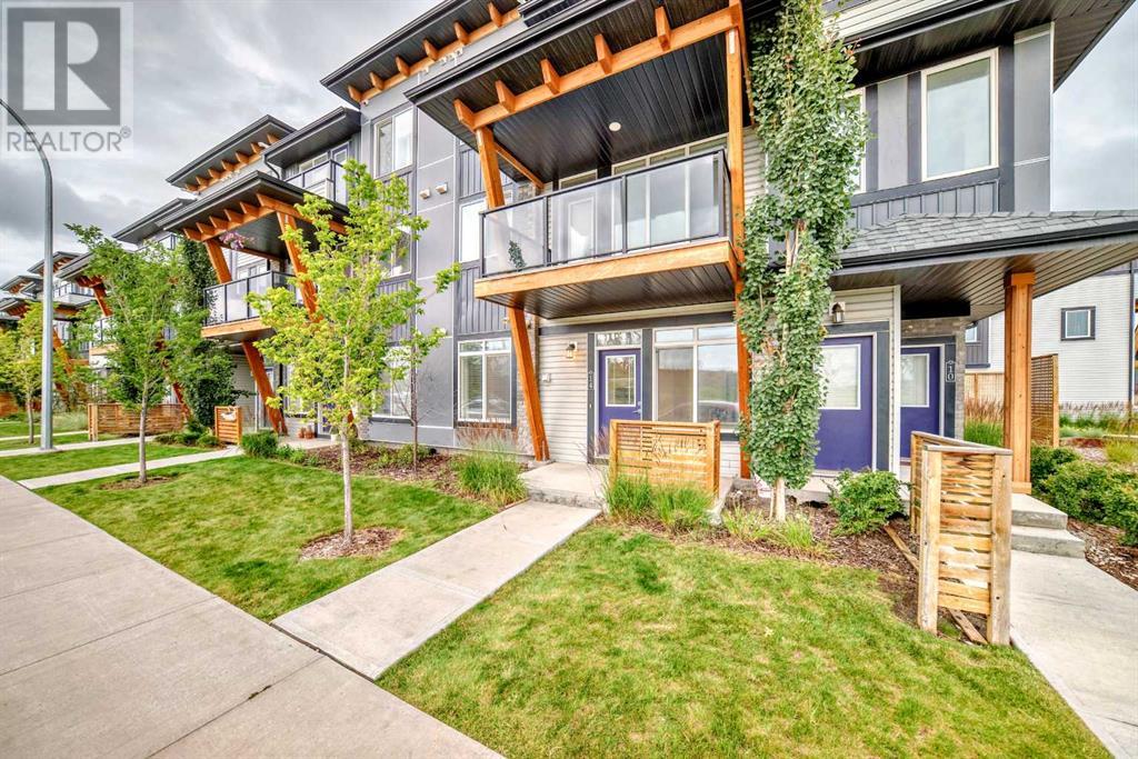 14 Savanna Psge NE, Calgary, AB T3J 0Y2