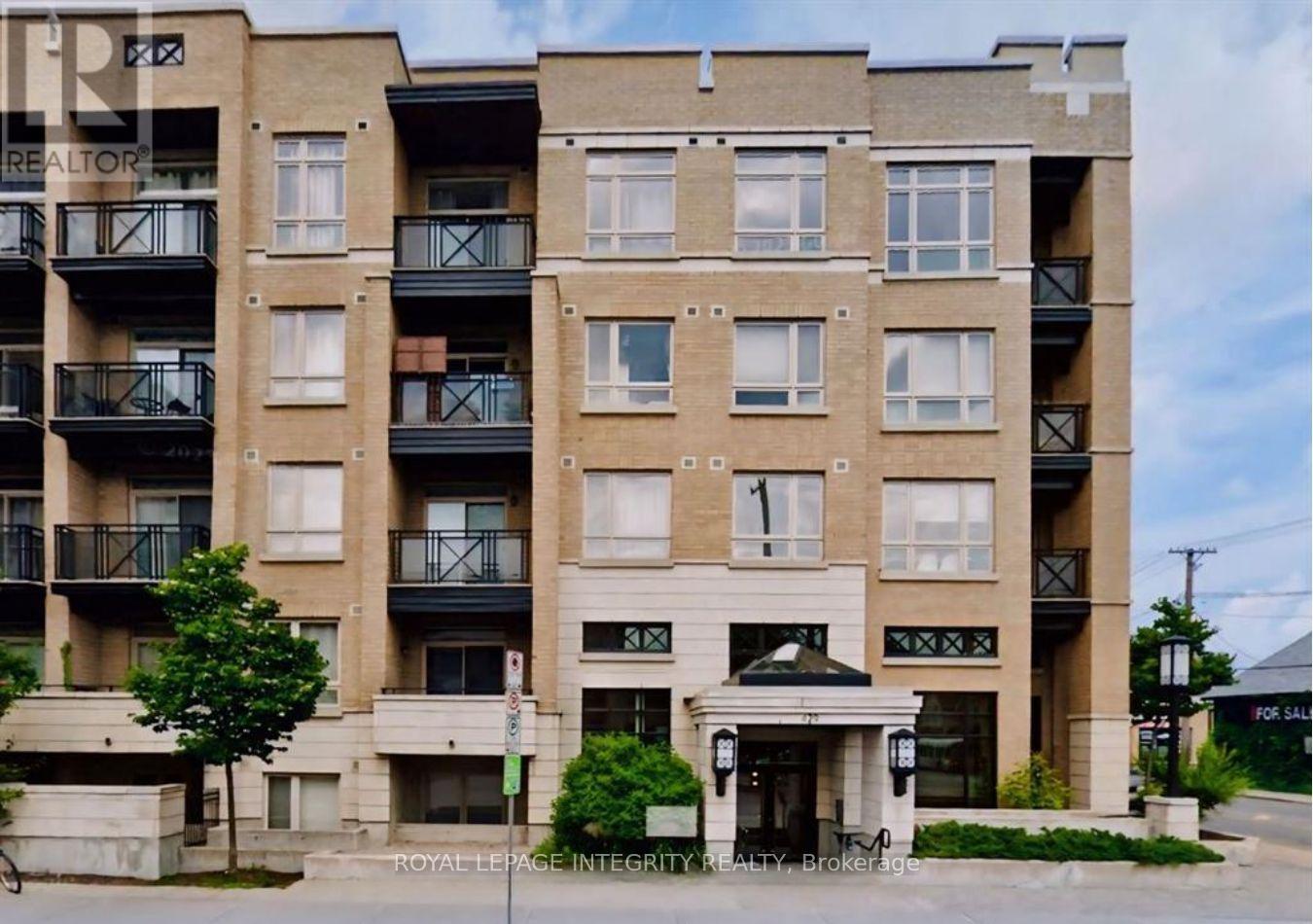 320 429 Kent St, Ottawa, ON K2P 1B5