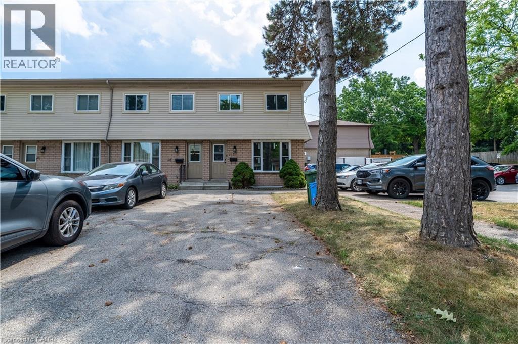 117 Bonaventure Drive Unit 16, Hamilton, ON L9C 4P8