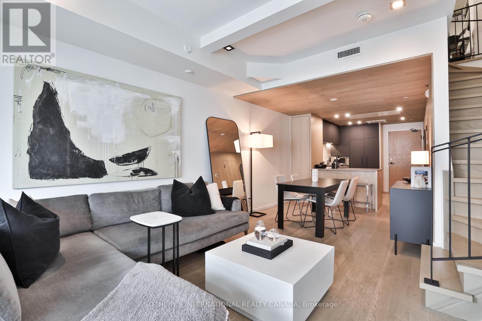 302 45 Dovercourt Rd, Toronto, ON M6J 3C2