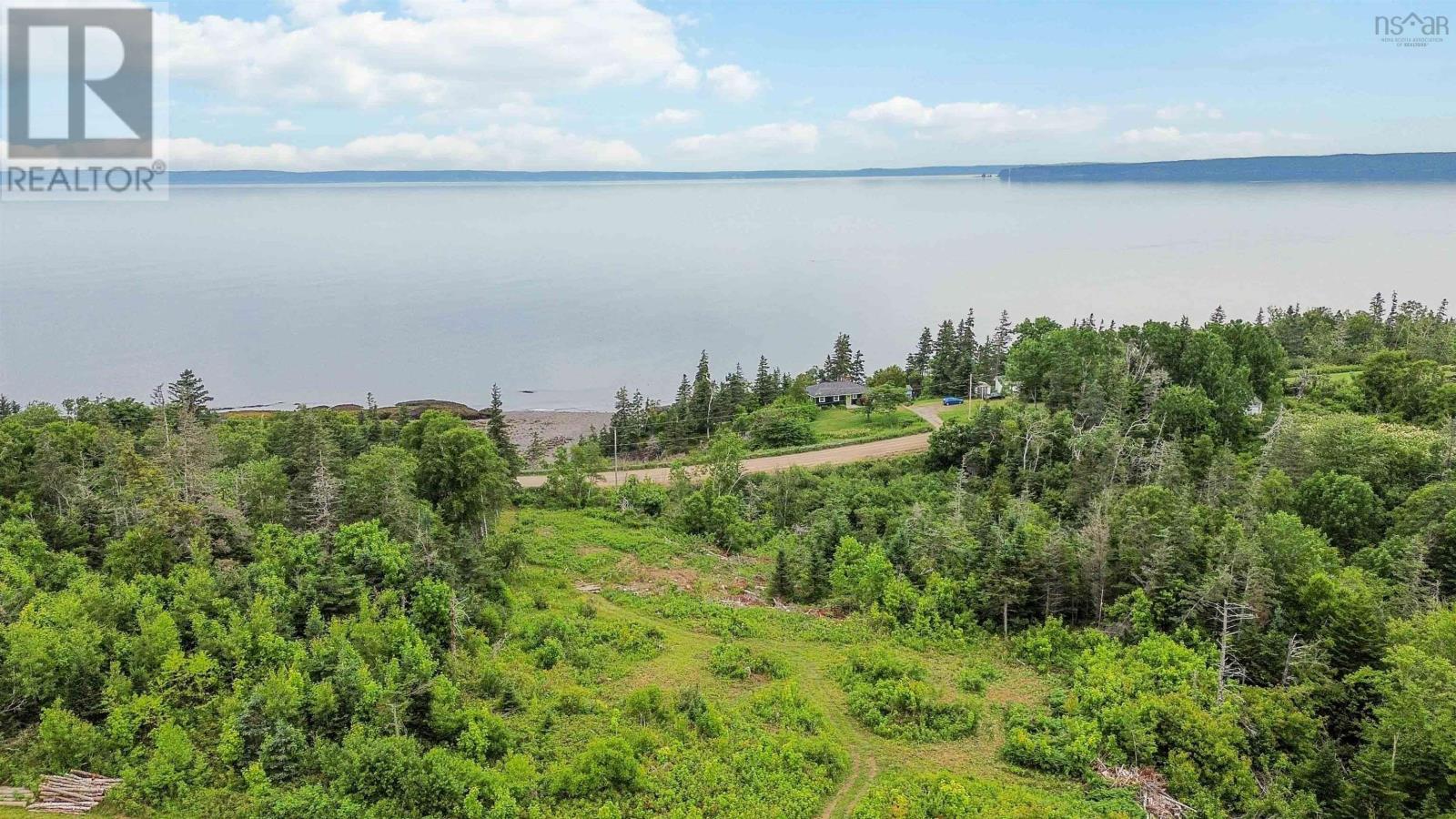 4 Old Baxter Mill Rd, Baxters Harbour, NS B0P 1H0