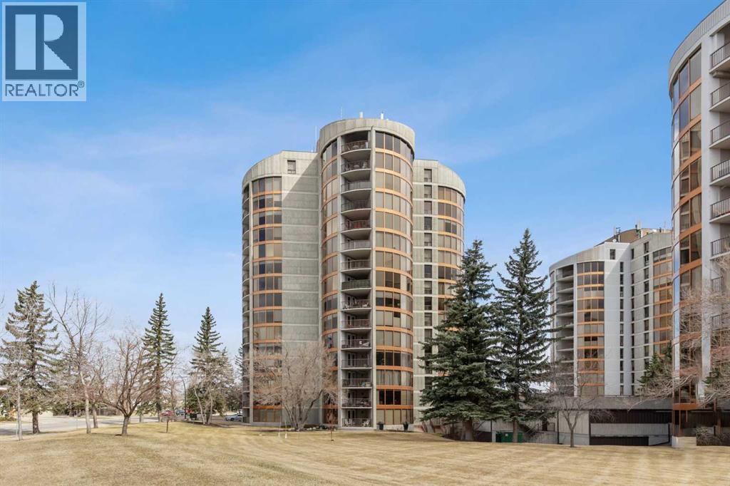 7030 Coach Hill Road Unit 351, Calgary, AB T3H 1E4
