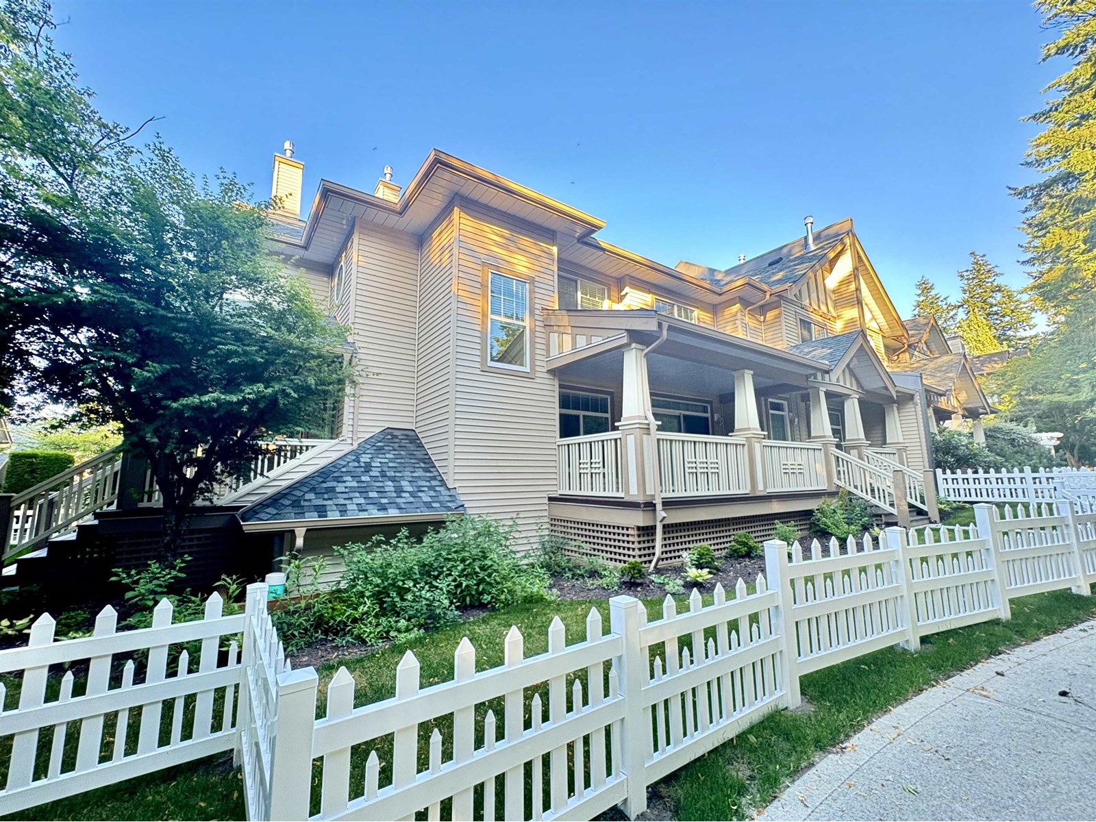 2678 King George Boulevard Unit 69, Surrey, BC V4P 1H6