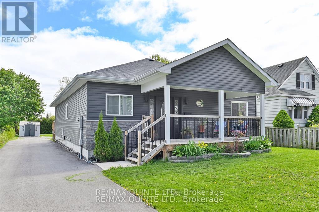 51 Gilbert St, Belleville, ON K8P 3G9