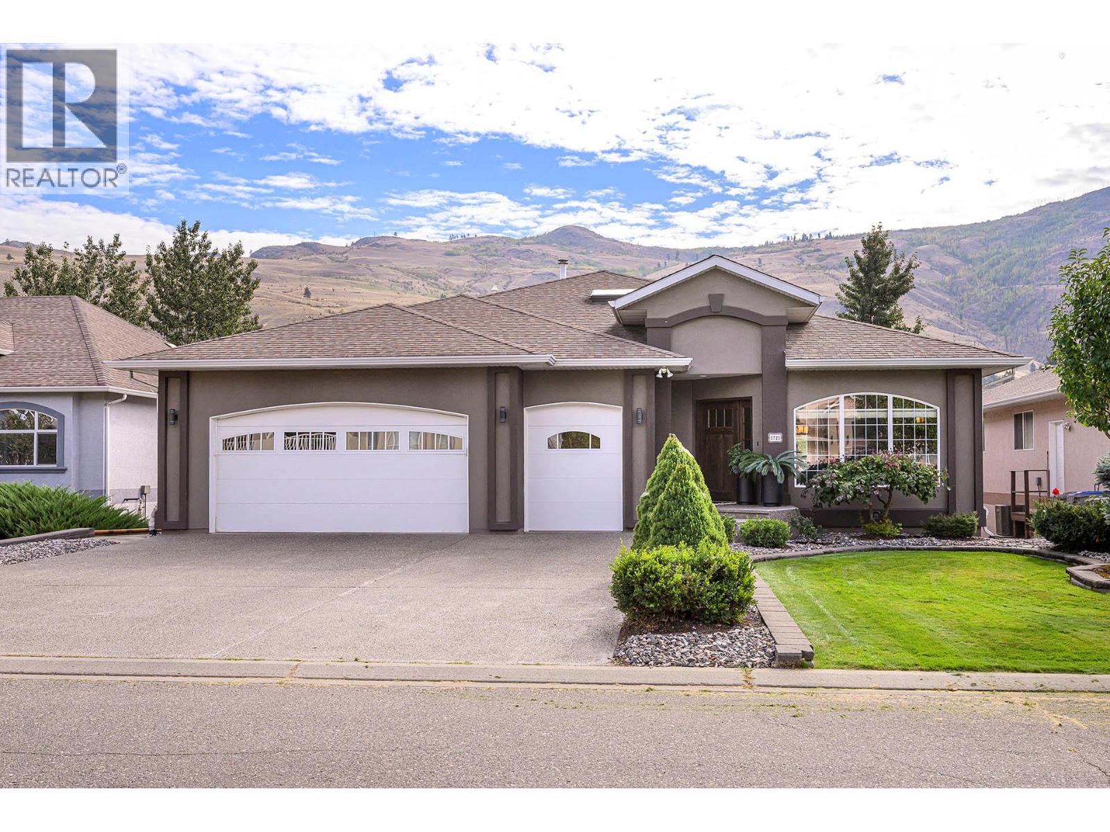 3723 Overlander Dr, Kamloops, BC V2B 8M4