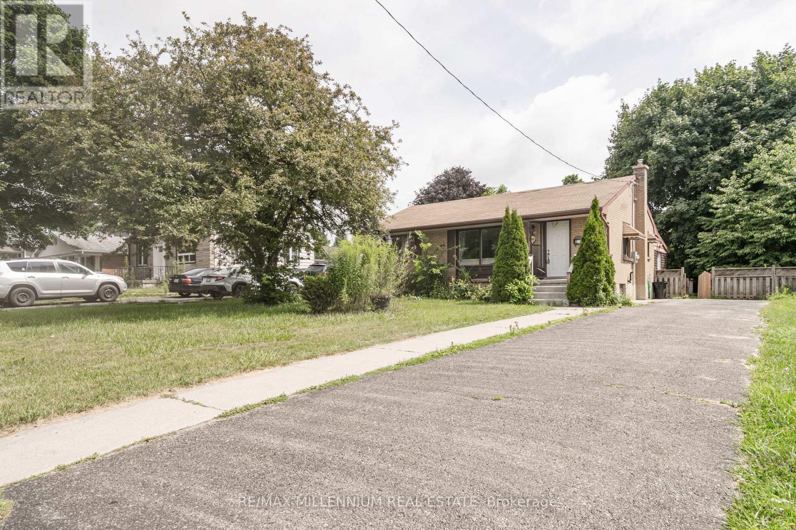 348 Winnipeg Blvd, London, ON N5W 4V2