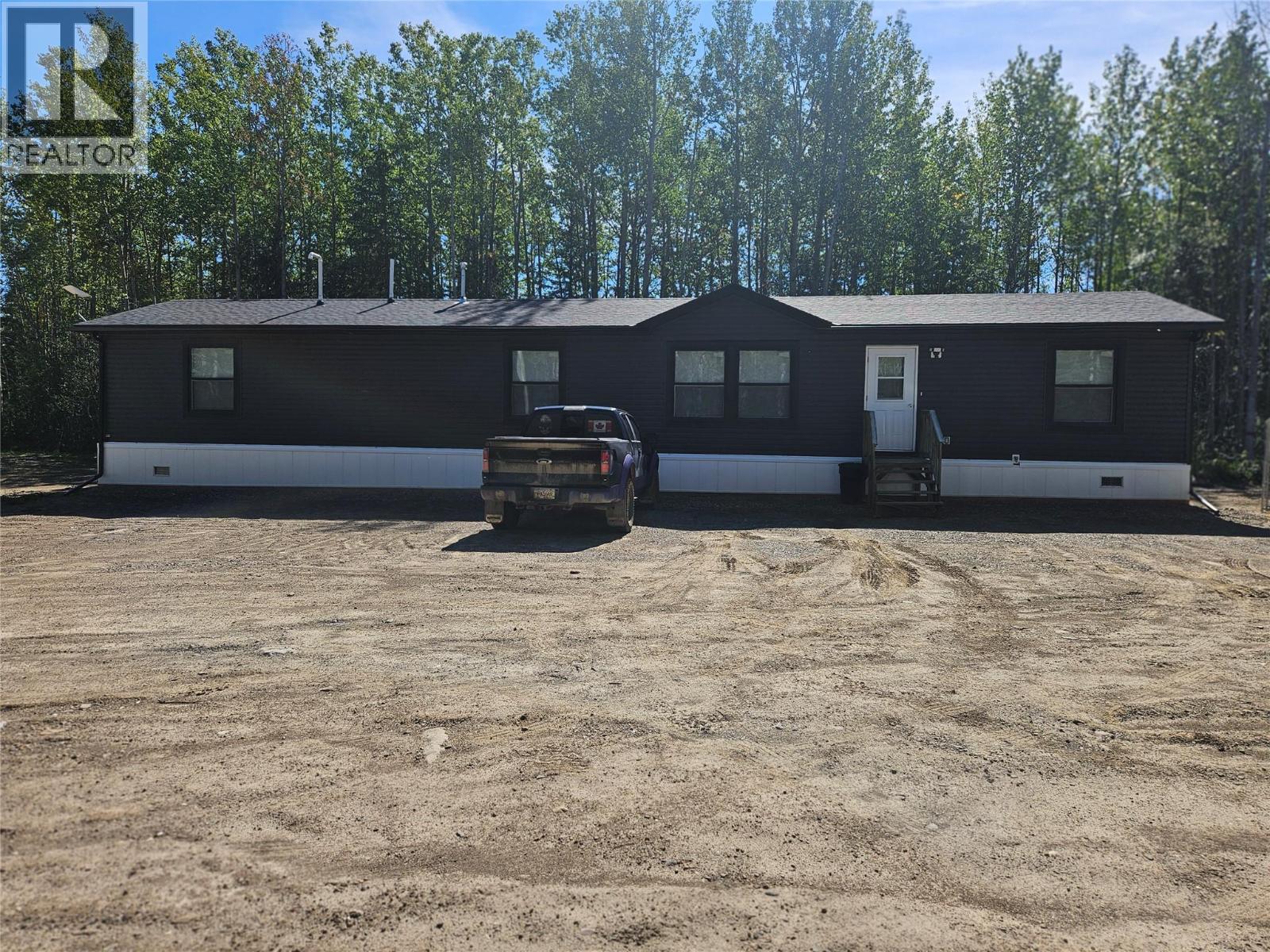 3593 W Hayward Rd, Chetwynd, BC V0C 1J0