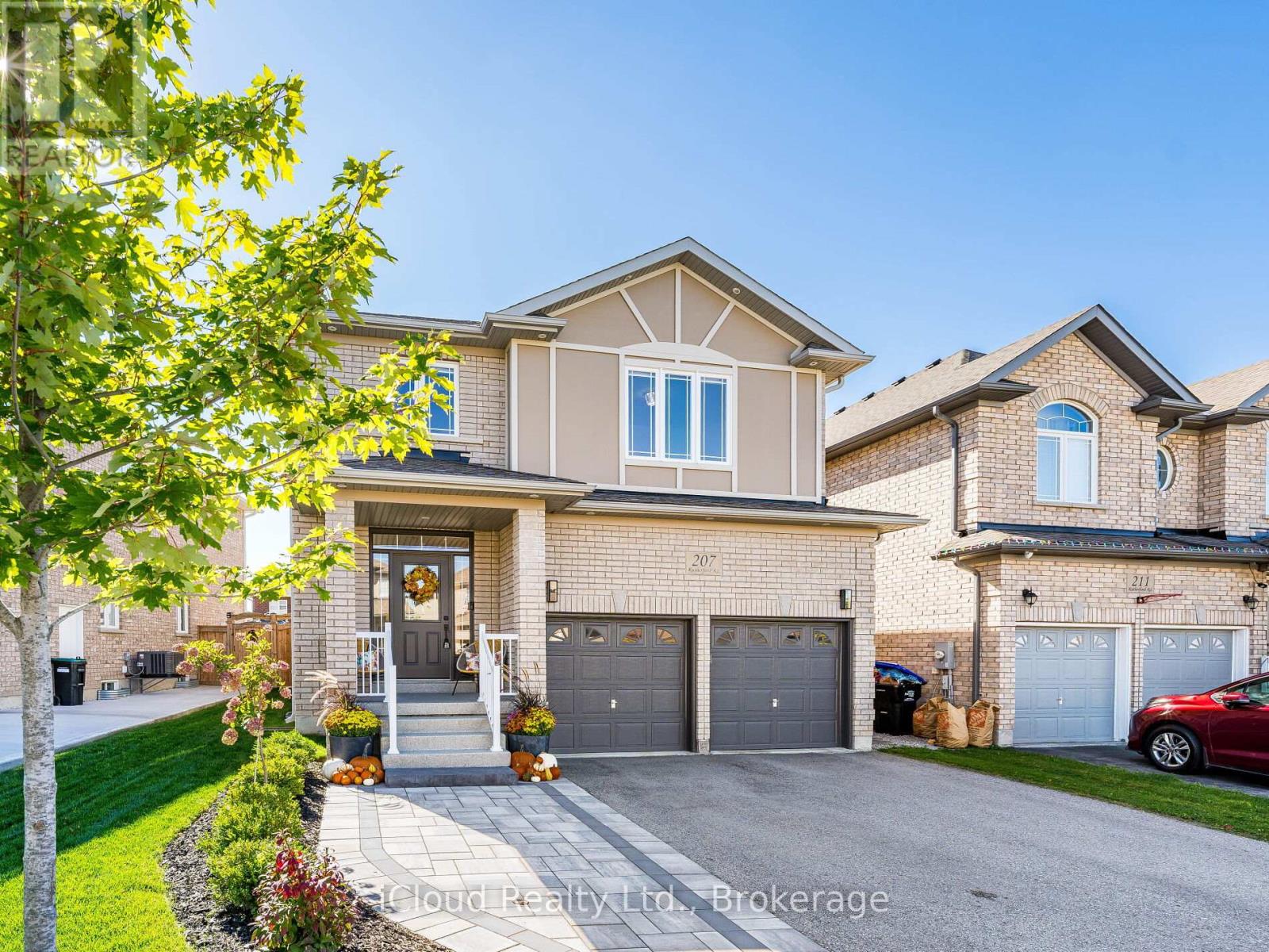 207 Rutherford Rd, Bradford West Gwillimbury Bradford, ON L3X 0X5