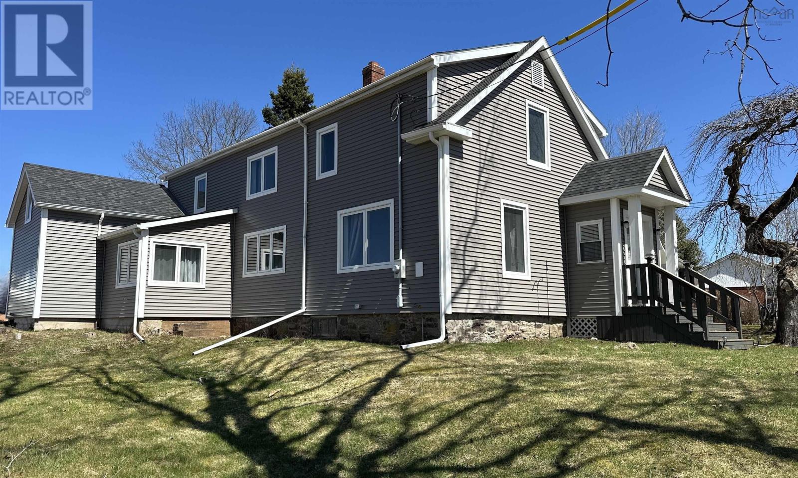 1429 E Prince St, Truro, NS B2N 0C1