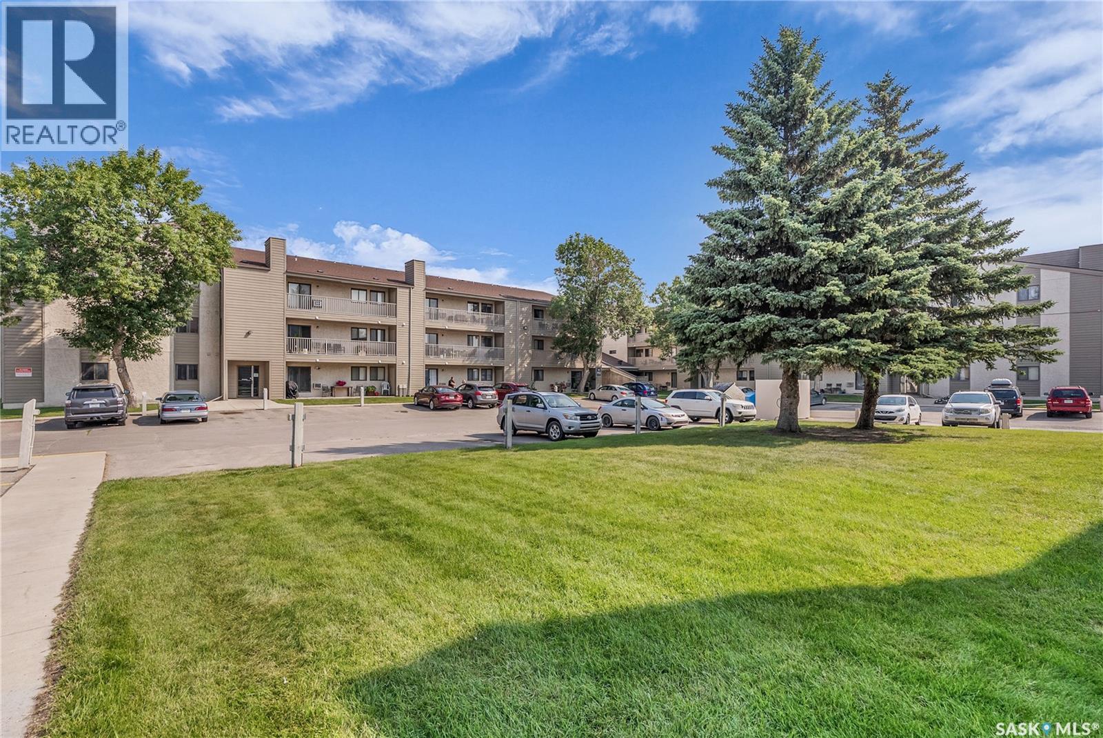207 Tait Place Unit 106 #c, Saskatoon, SK S7H 5L8