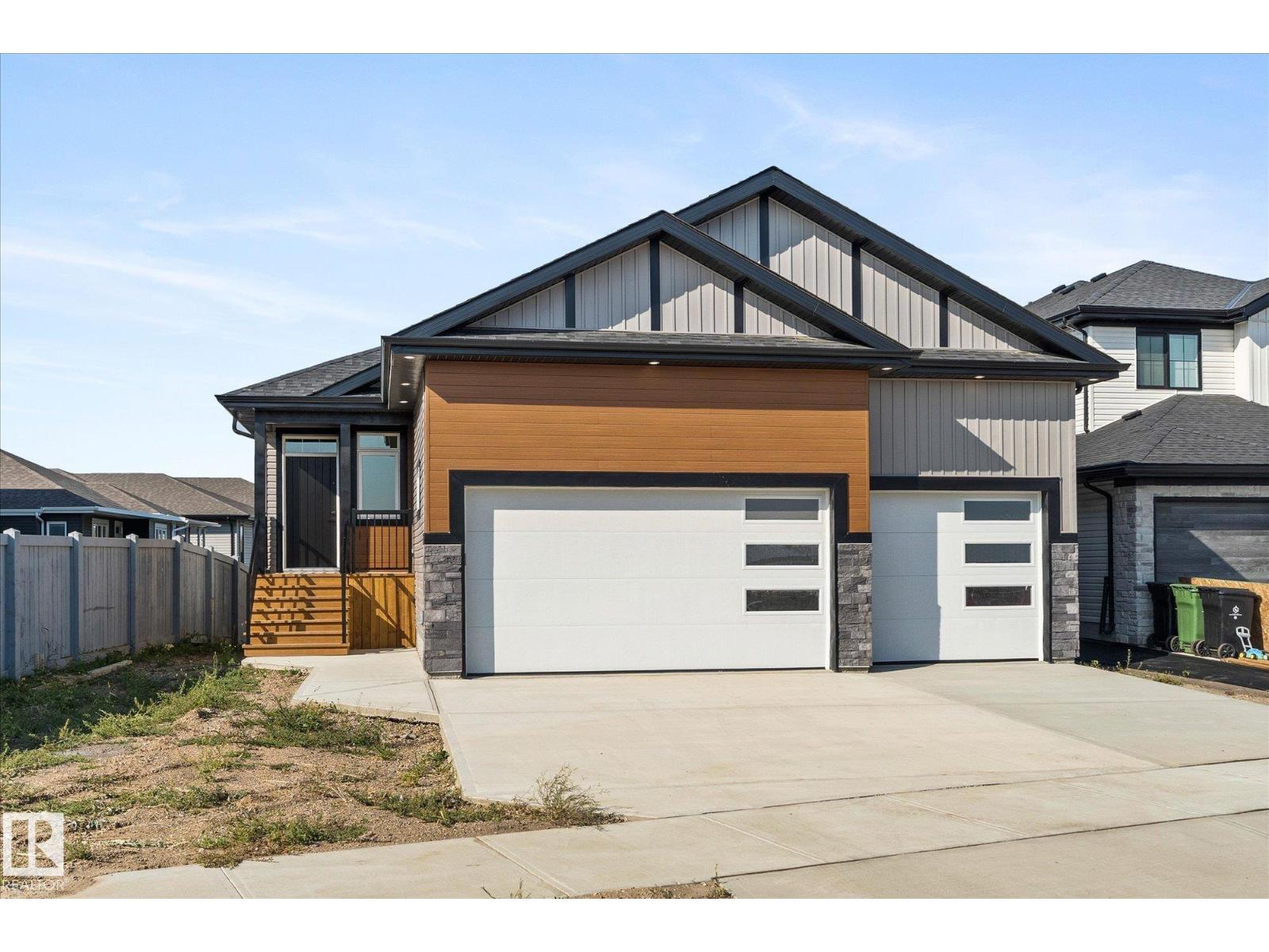 325 Meadowview Dr, Fort Saskatchewan, AB T8L 0Y4