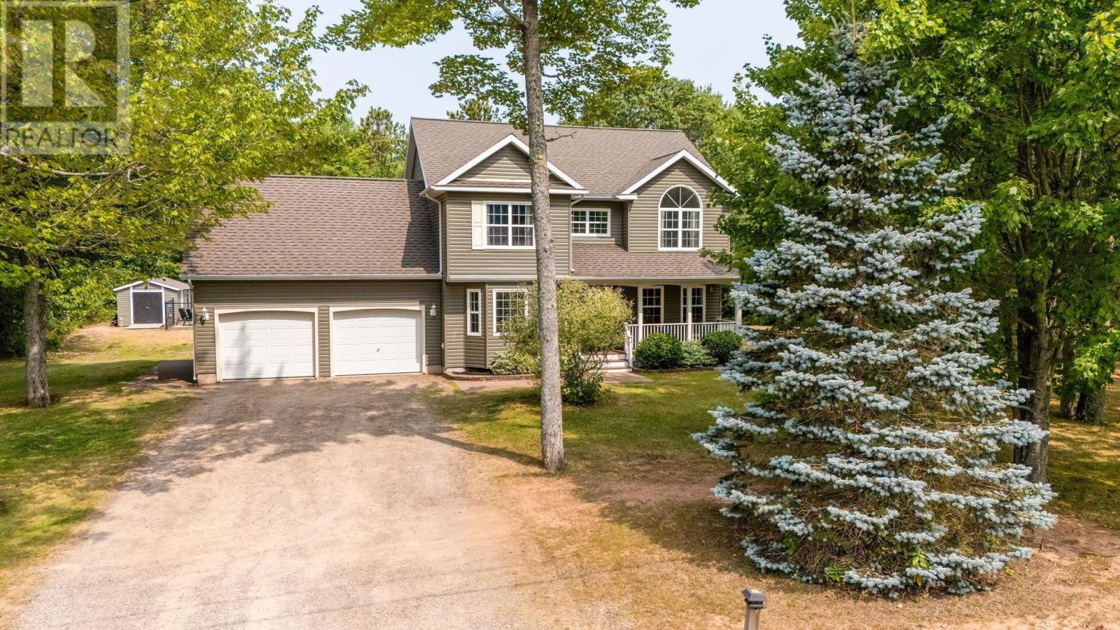 2321 Loretta Ave, Coldbrook, NS B4R 1A7