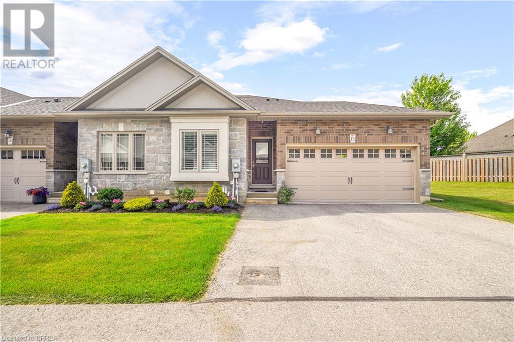 194 Donly Drive S Unit 13, Simcoe, ON N3Y 0C6