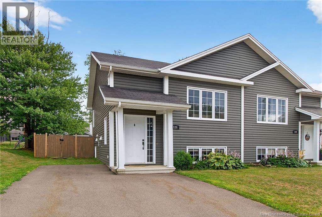 125 Belle Foret St, Dieppe, NB E1A 9E6