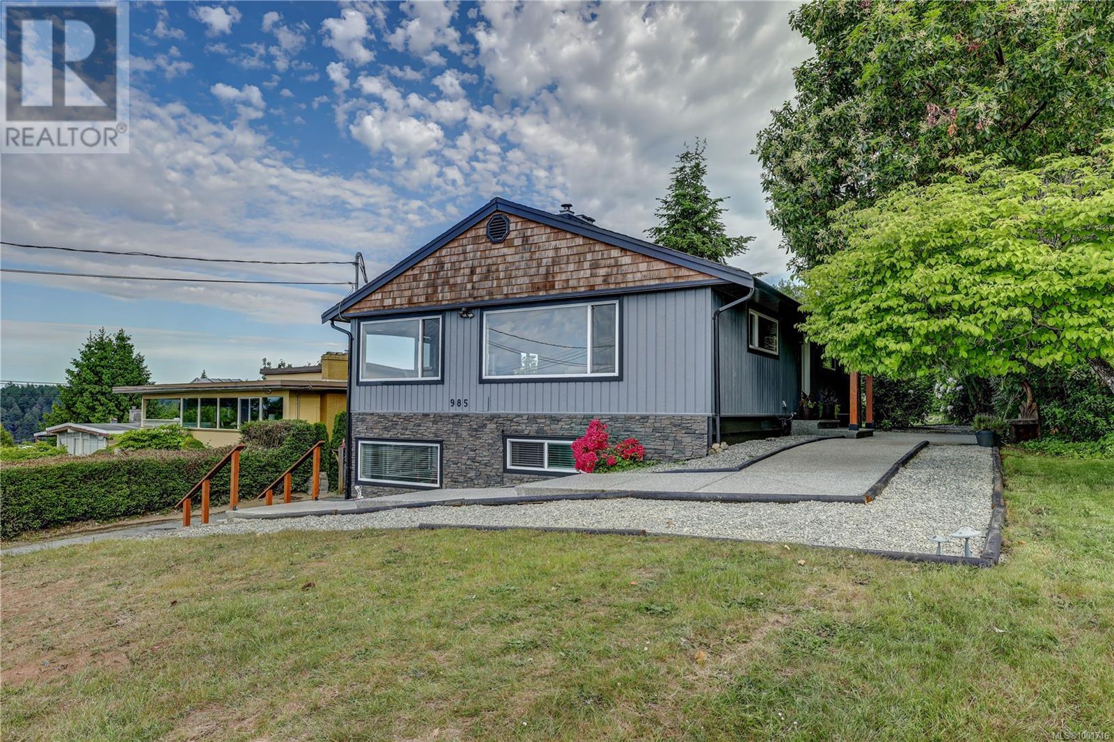 985 Malaspina Cres, Nanaimo, BC V9S 2Z9