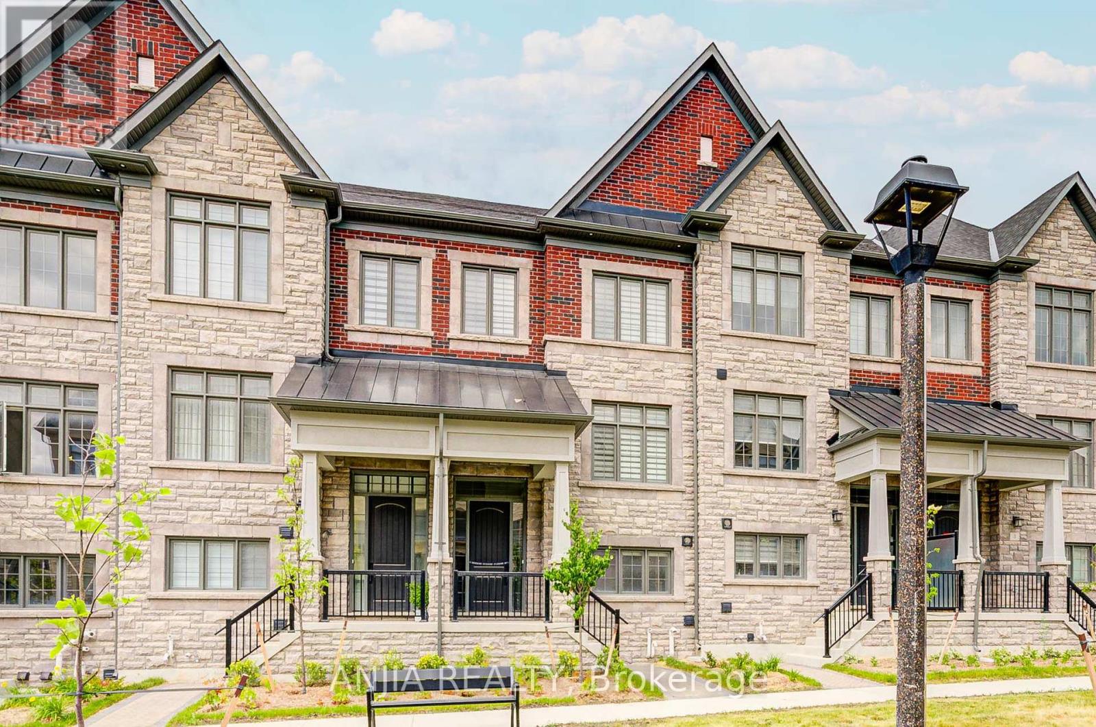 7 Bright Terrace Way, Markham Angus Glen, ON L6C 3L5