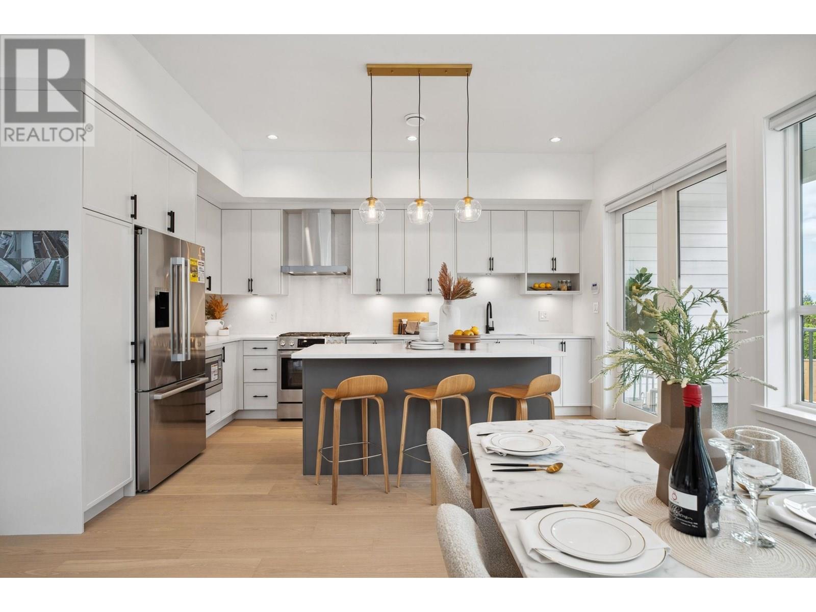 692 Florence Street Unit 103, Coquitlam, BC V3J 4C8