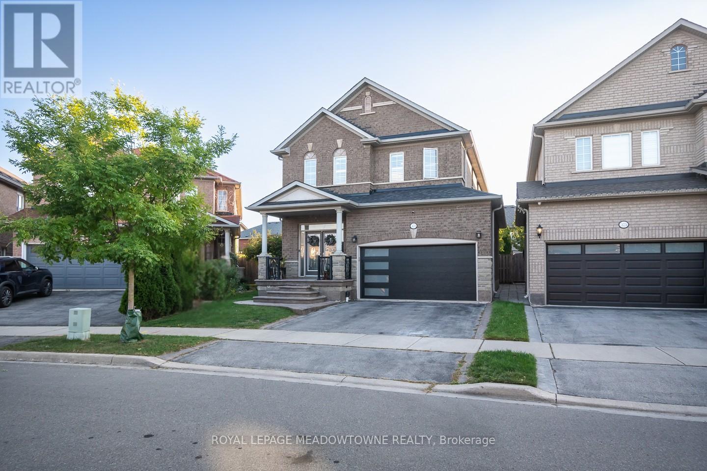 371 Alexander Cres, Milton, ON L9T 6K7