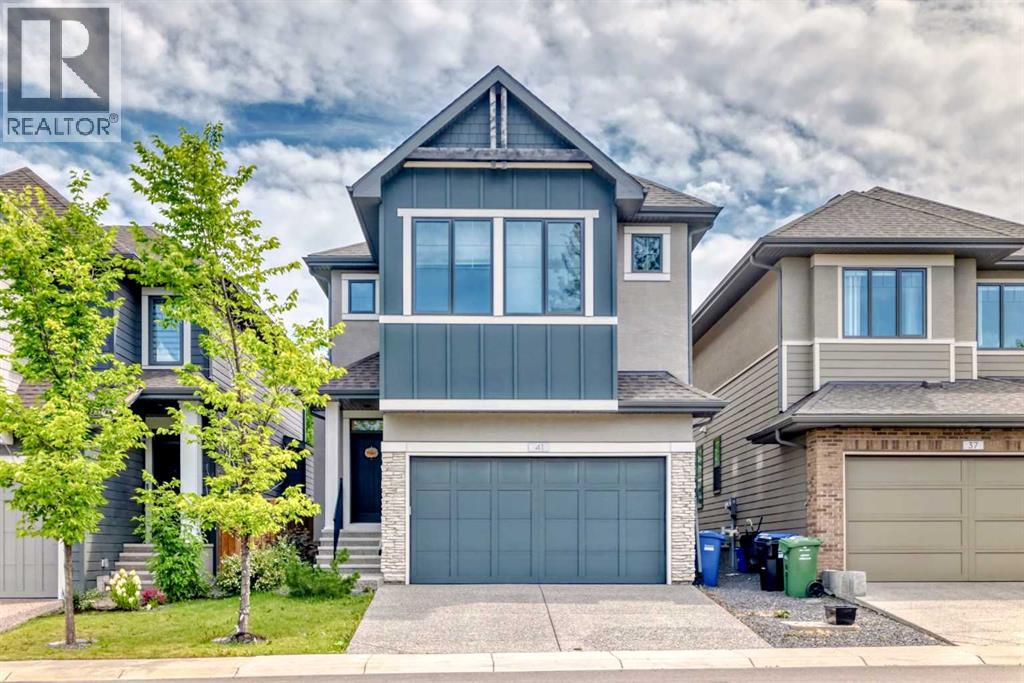 41 Shawnee Grn SW, Calgary, AB T2Y 0P5