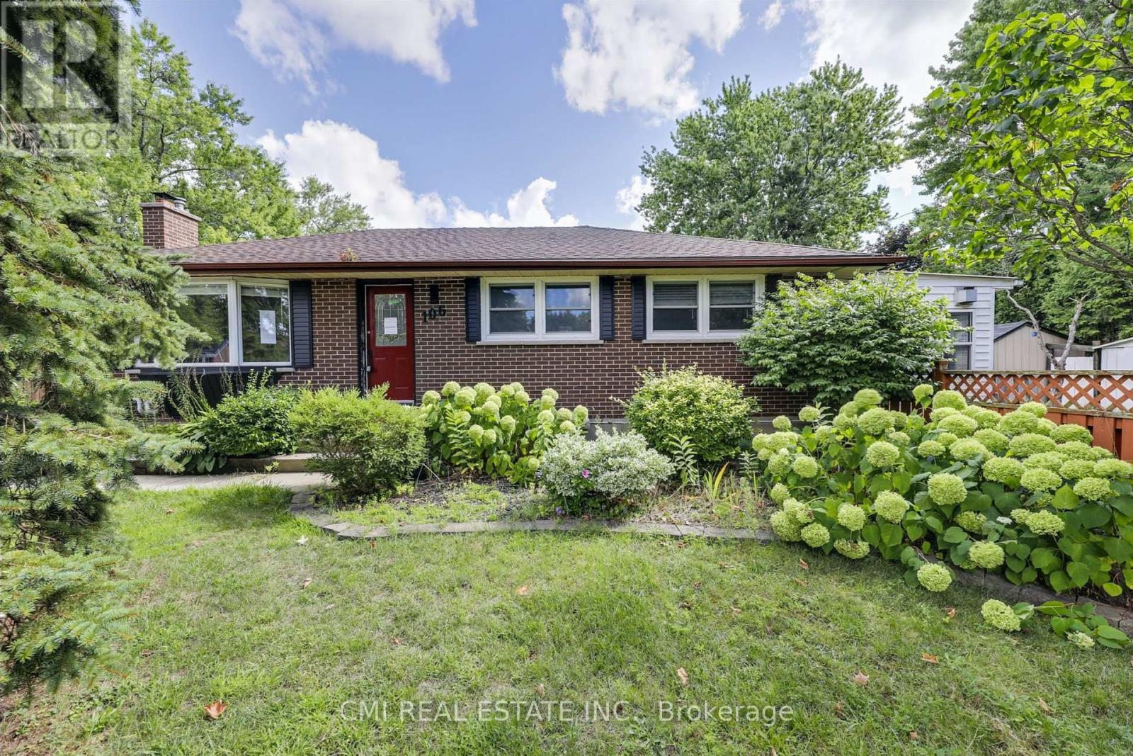 106 Laurentian Dr N, London, ON N5W 1P2
