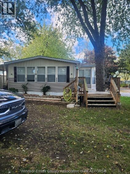 3 Maple St, Leamington, ON N8H 3L8