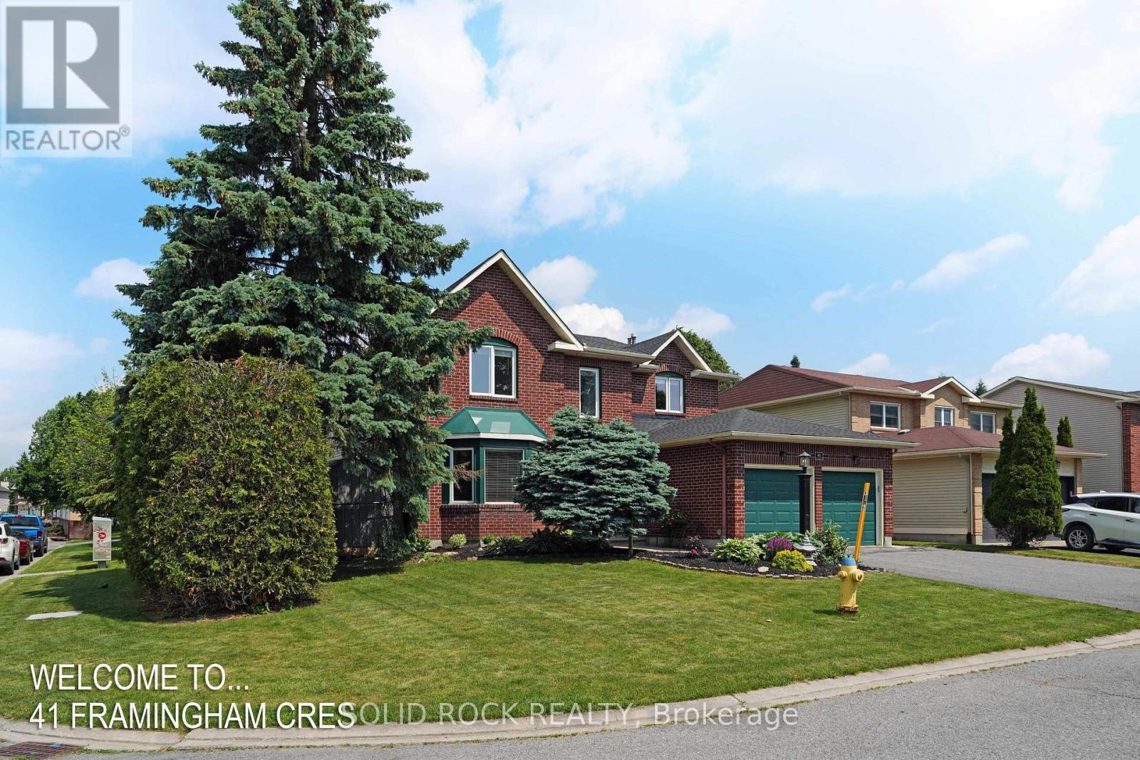 41 Framingham Cres, Ottawa, ON K2J 3J4