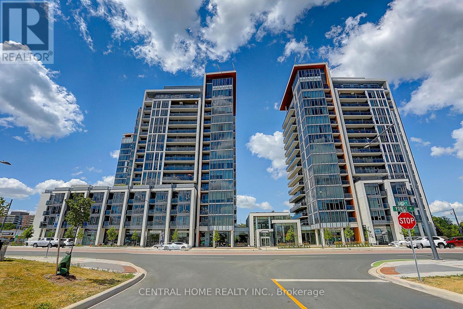 911 Unit 9608 Yonge St #a, Richmond Hill, ON L4C 0X3