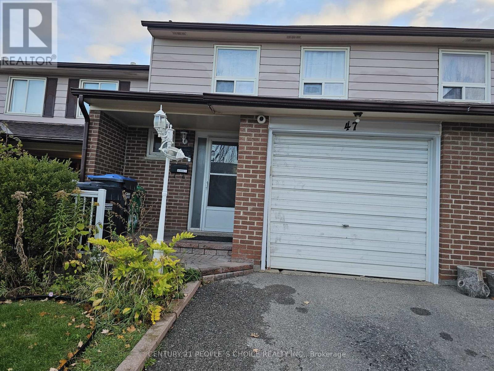 47 3525 Brandon Gate Dr, Mississauga, ON L4T 3M3