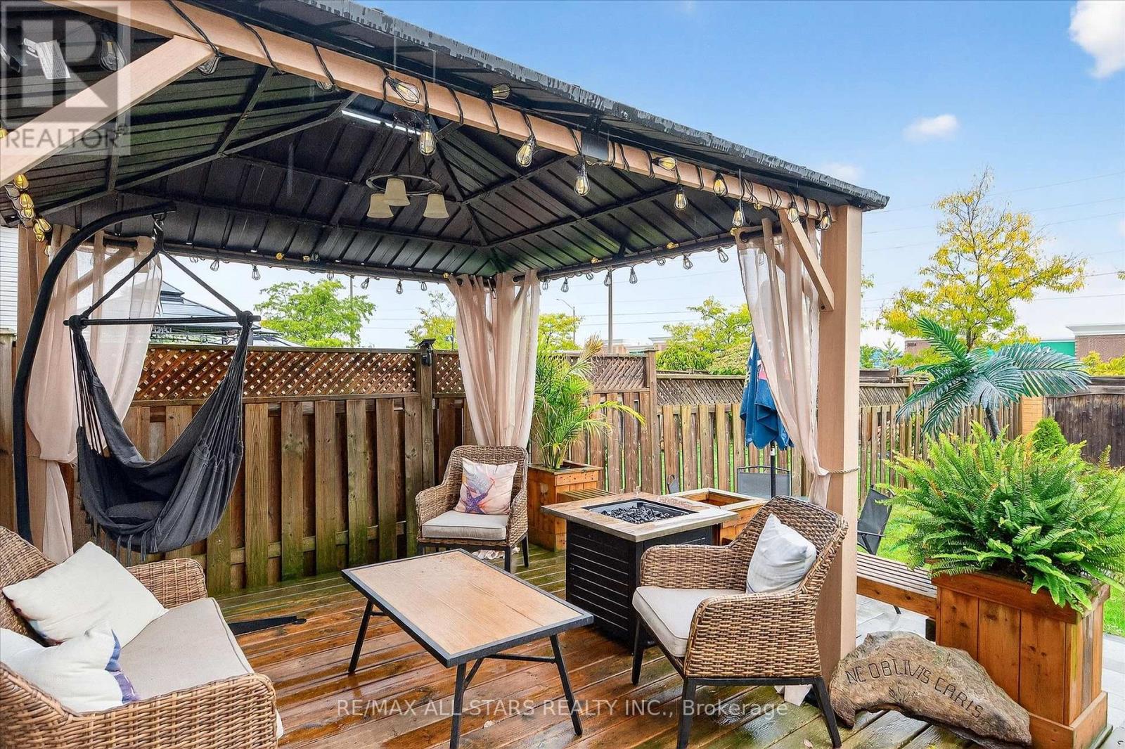 54 Ivory Ct, Clarington, ON L1C 5C1