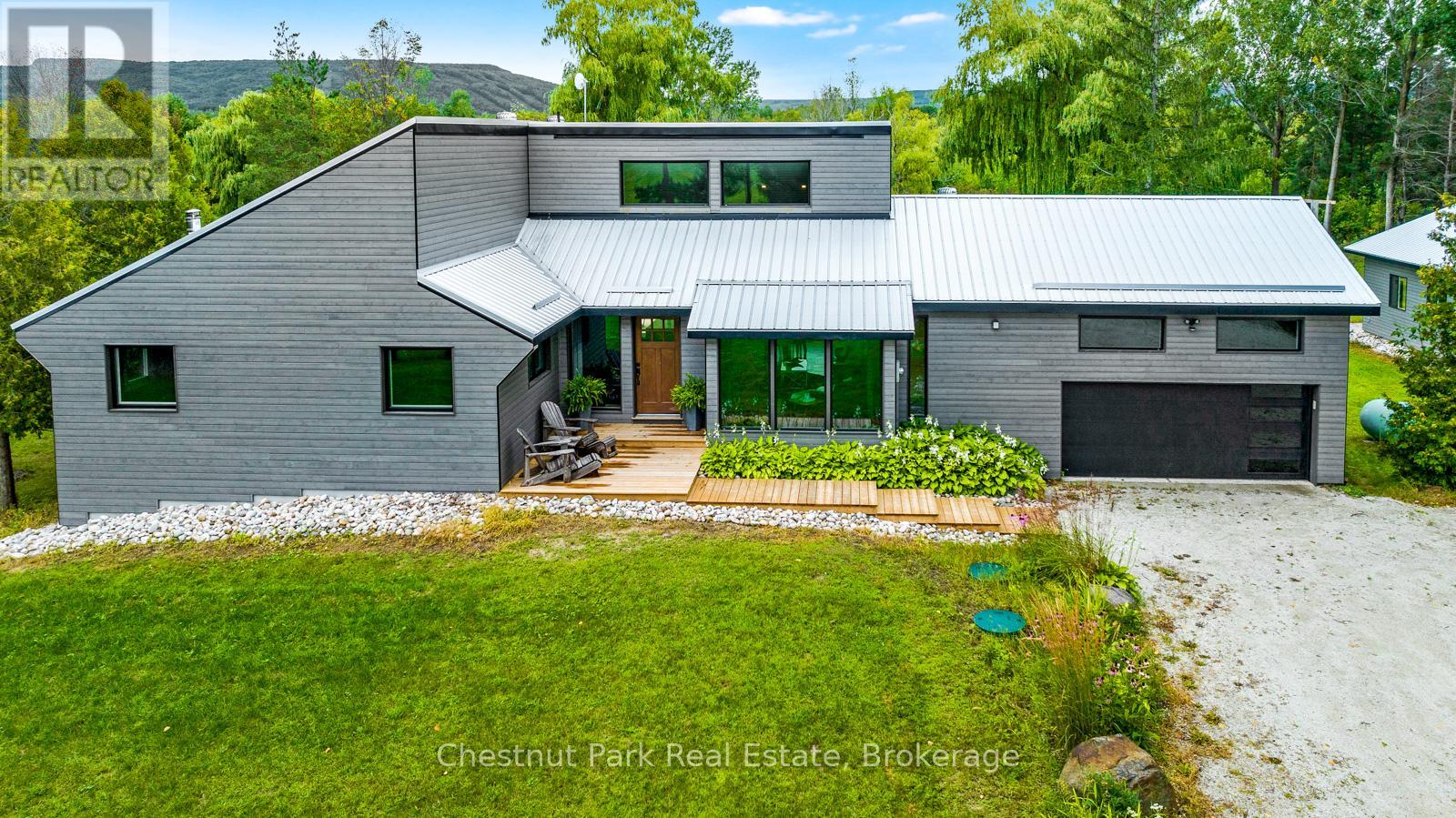 2890 Nottawasaga Conc 10 N, Clearview, ON L9Y 3Y9
