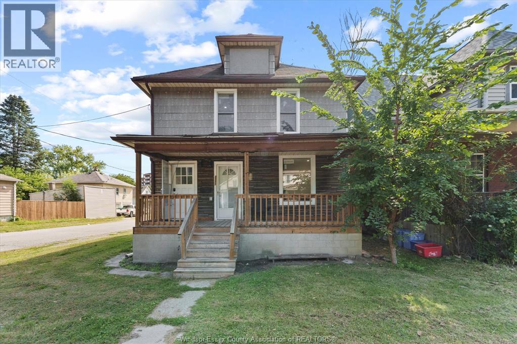 3243 Baby St, Windsor, ON N9C 1K7