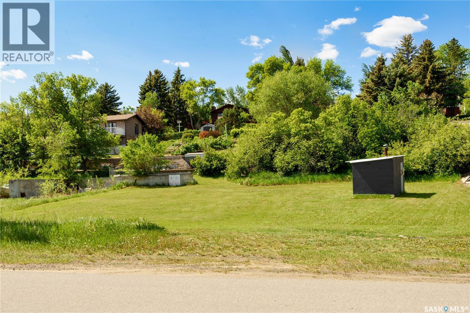 641 Grand Ave, Buena Vista, SK S2V 1A2