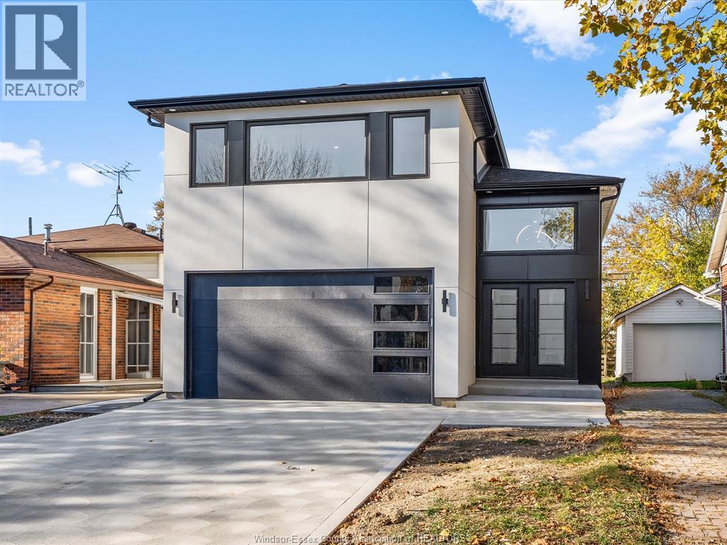 3221 Byng, Windsor, ON N8W 3H1