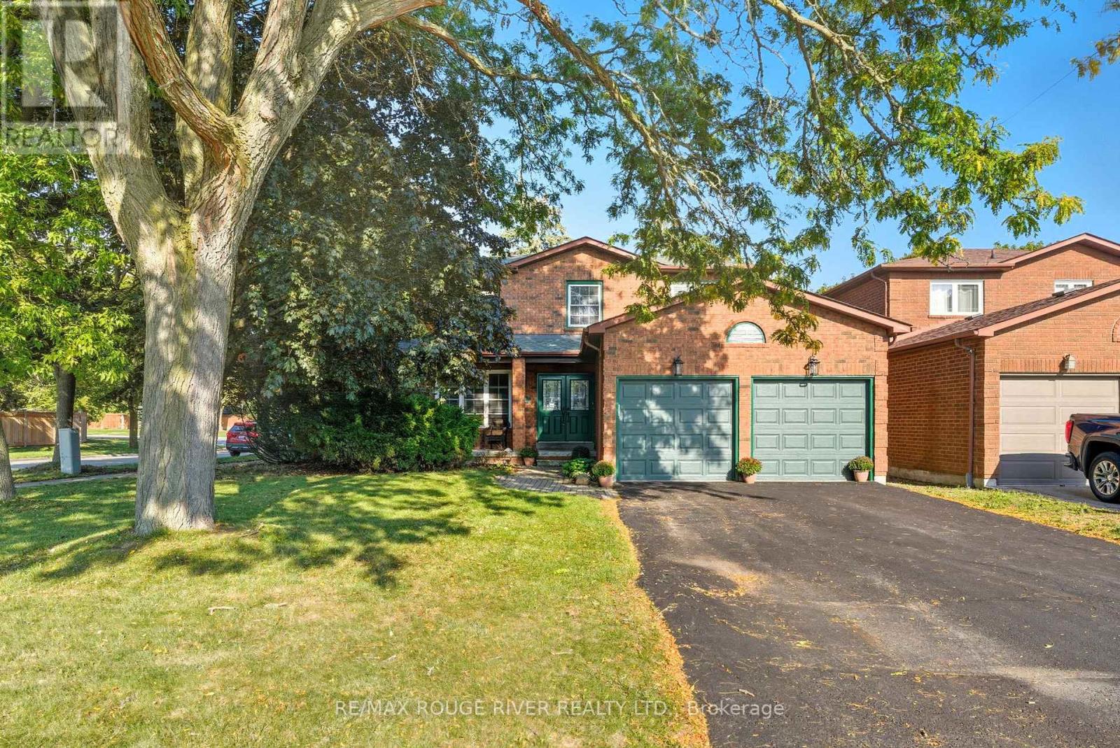 1 Broughton Ct, Whitby, ON L1N 6Y8