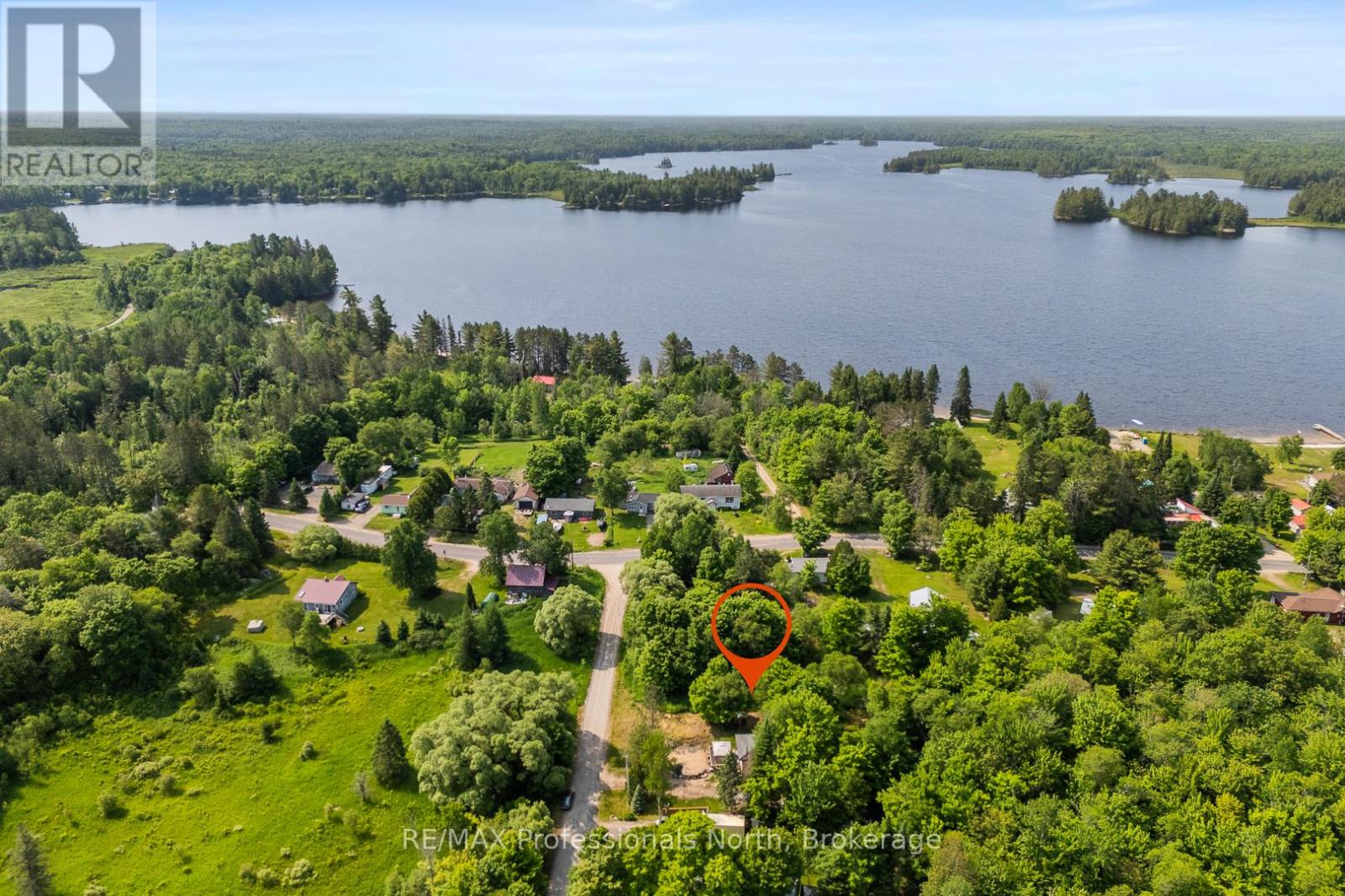 18 John St, Mcmurrichmonteith Bear Lake, ON P0A 1Y0