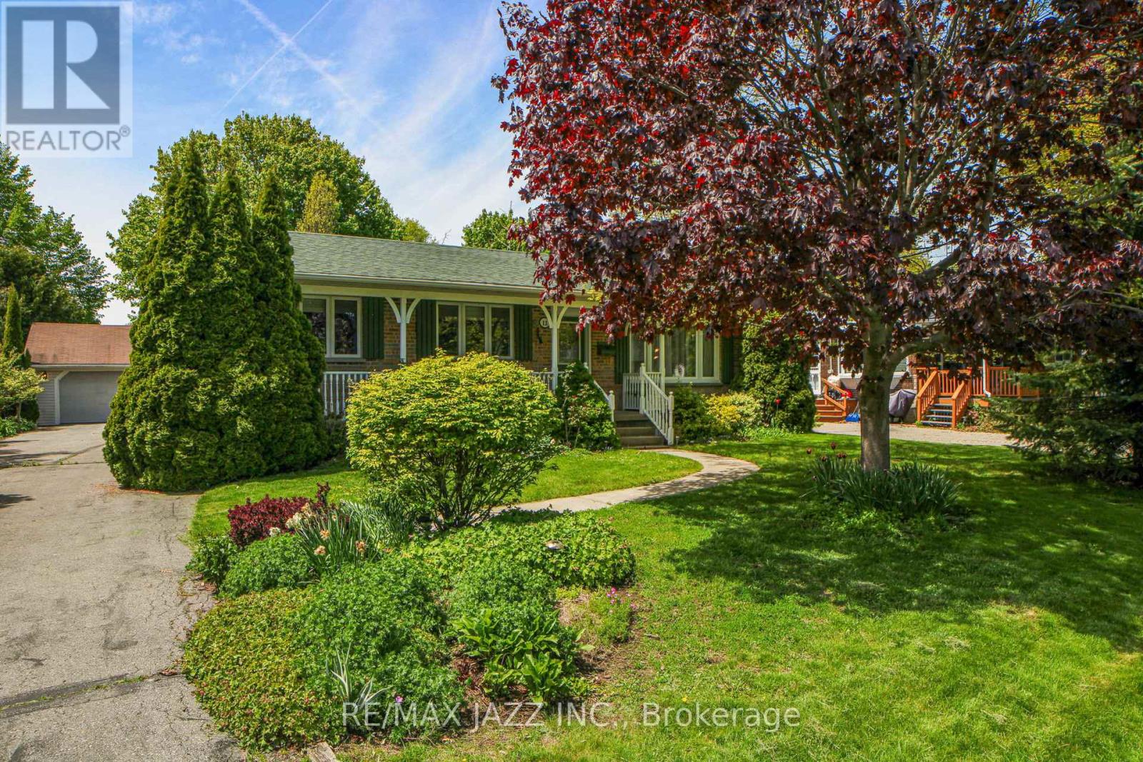 13 Springbrook Rd, Cobourg, ON K9A 4H8