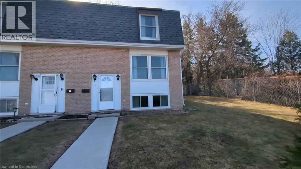 206 Green Valley Drive Unit 7, Kitchener, ON N2P 1G9