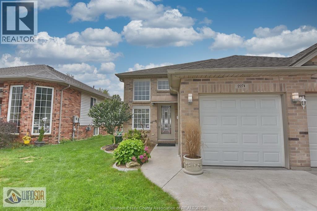 2271 Lamont St, Windsor, ON N9E 4X5