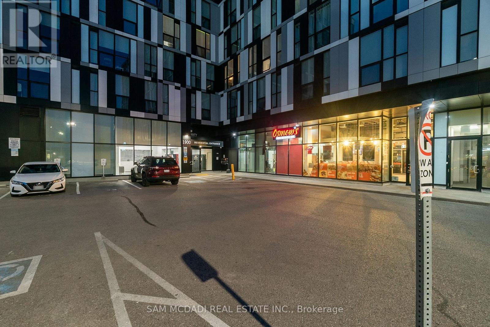 319 1900 Simcoe St N, Oshawa Samac, ON L1G 4Y3