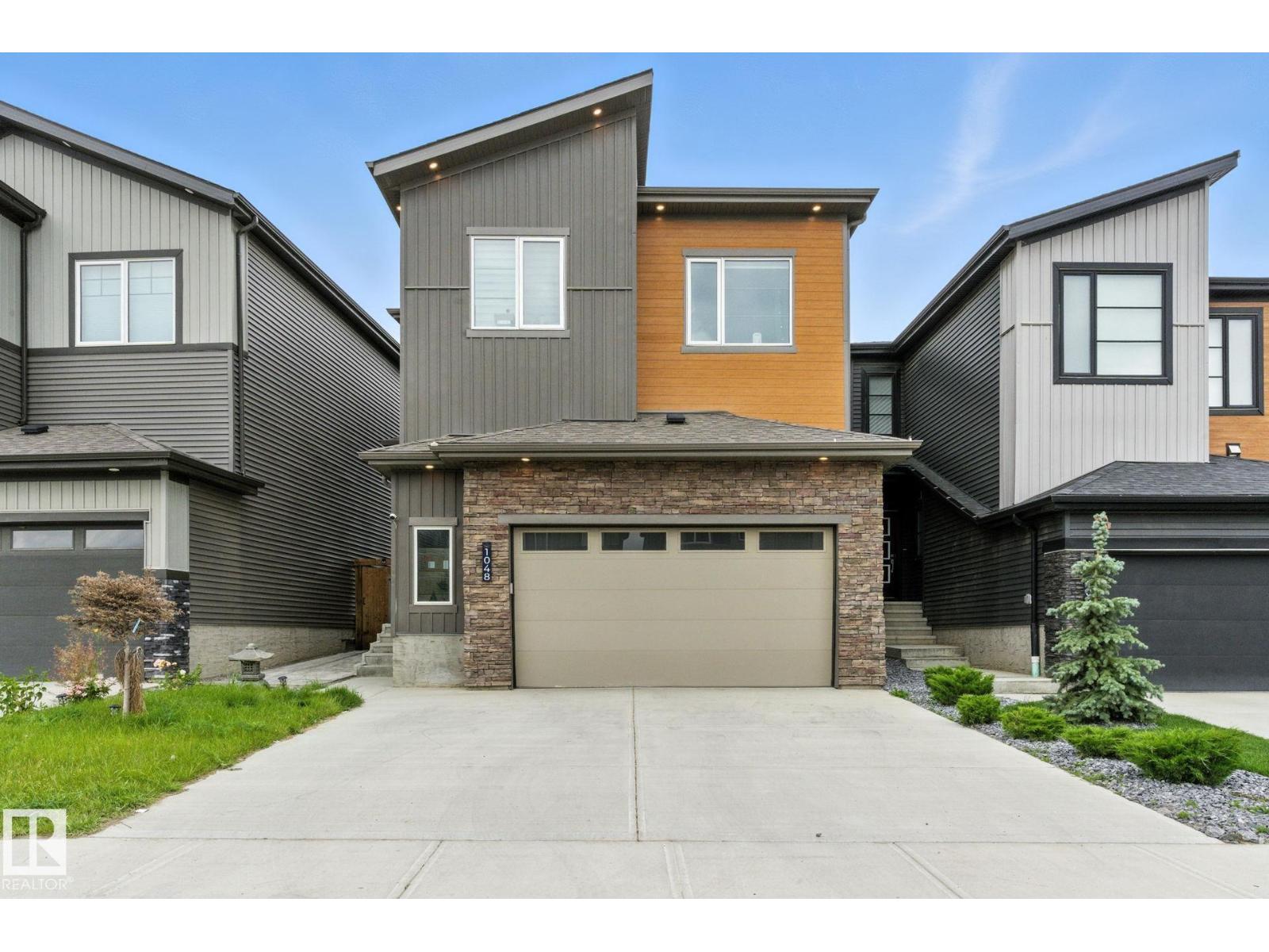 1048 Goldfinch Way NW, Edmonton, AB T5S 0R2