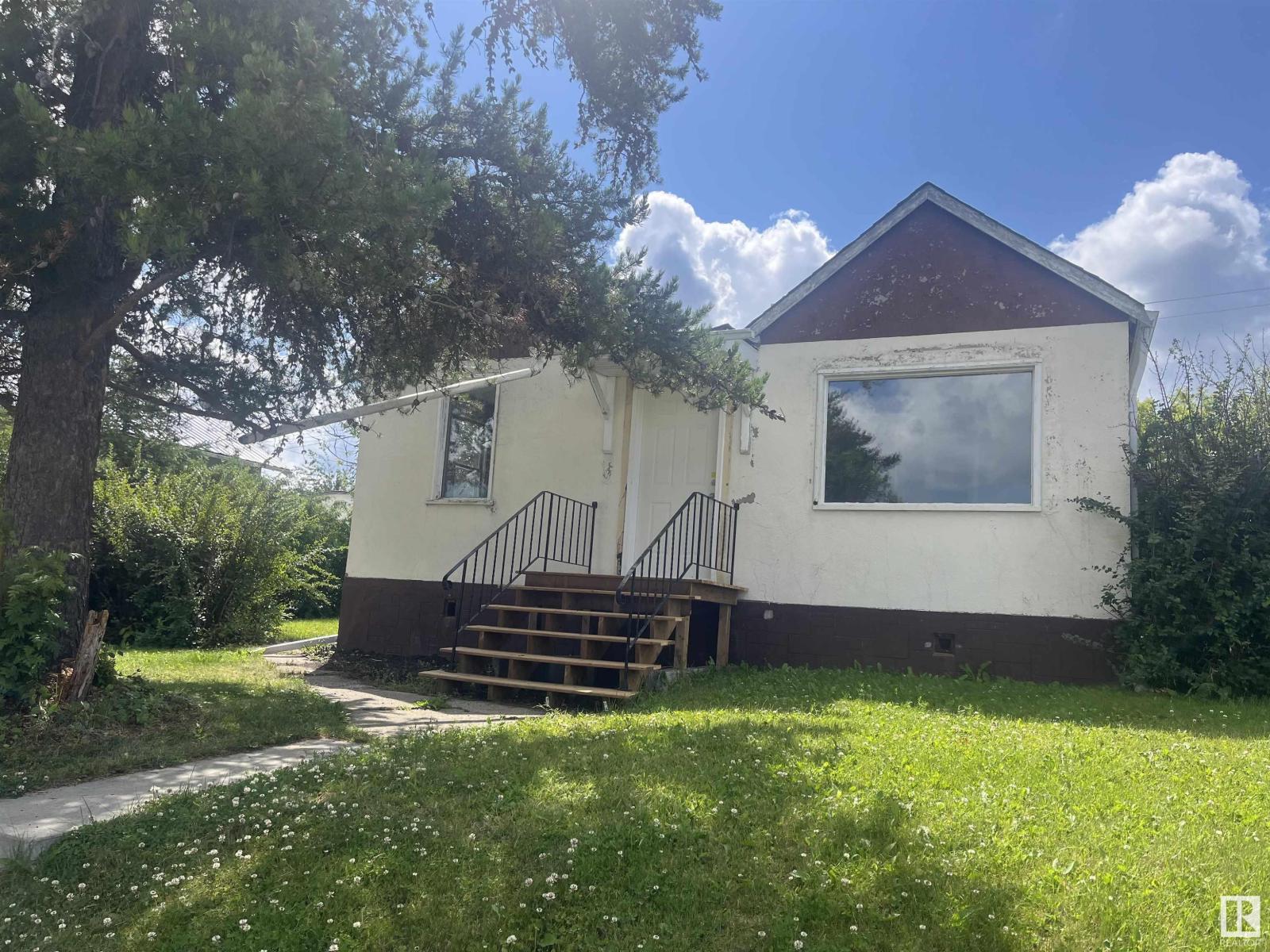 48 Ave Unit 4811, Evansburg, AB T0E 0T0