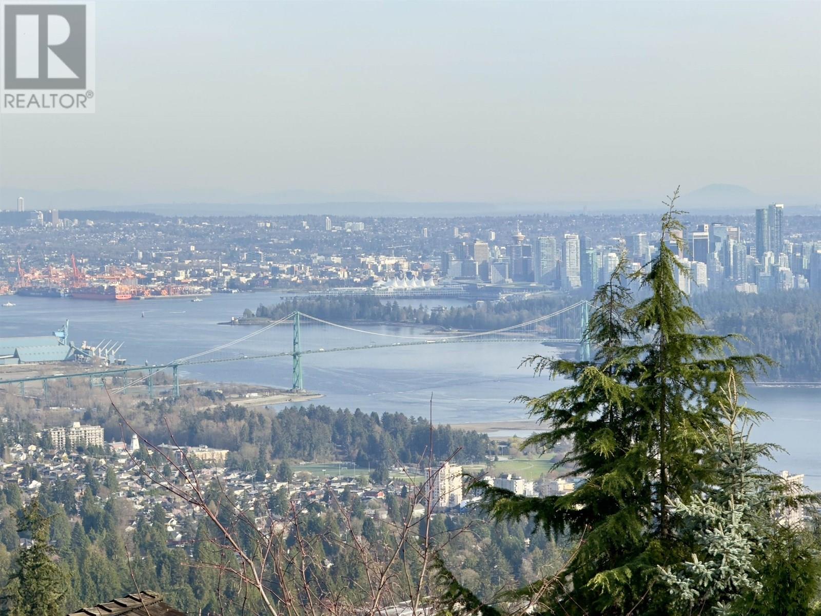 2276 Boulder Ct, West Vancouver, BC V7S 3J6