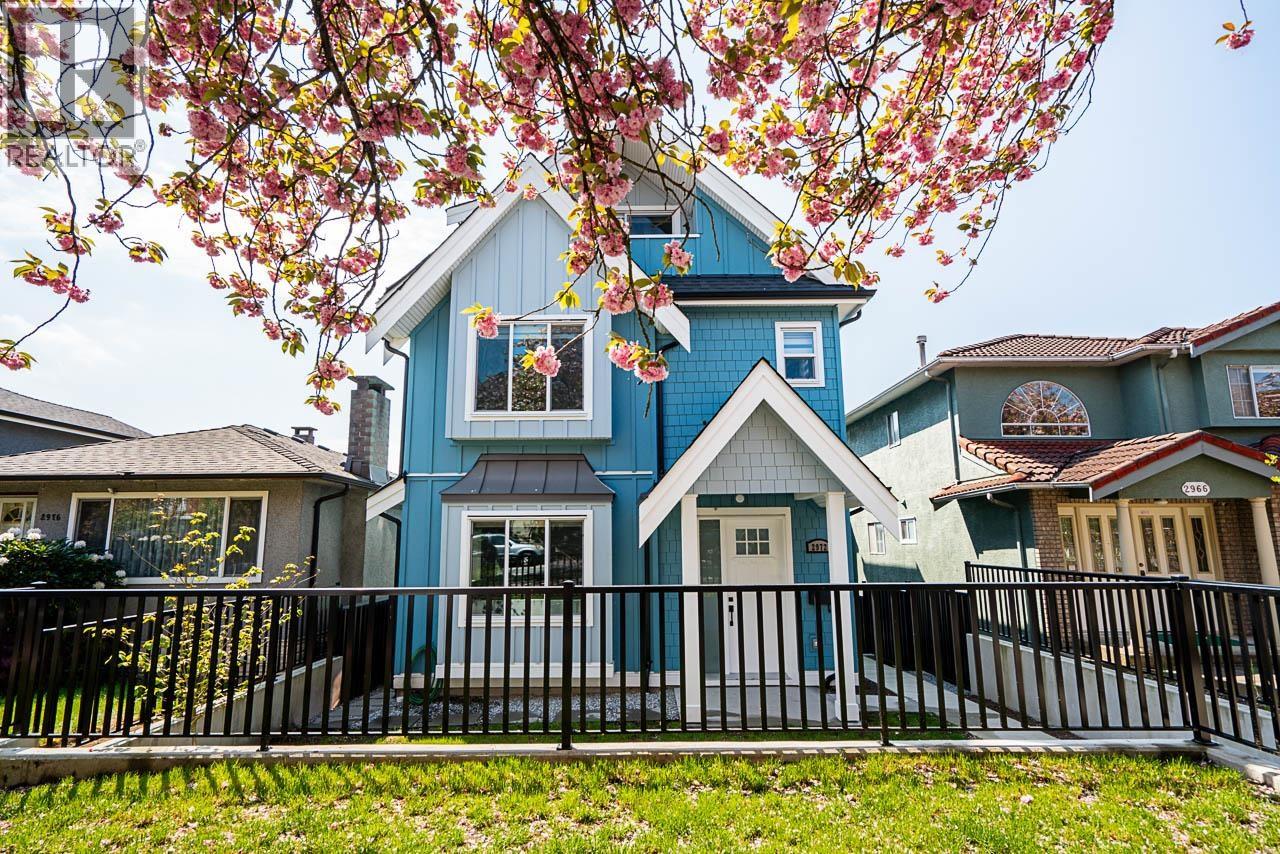 2972 E 7th Ave, Vancouver, BC V5M 1V3