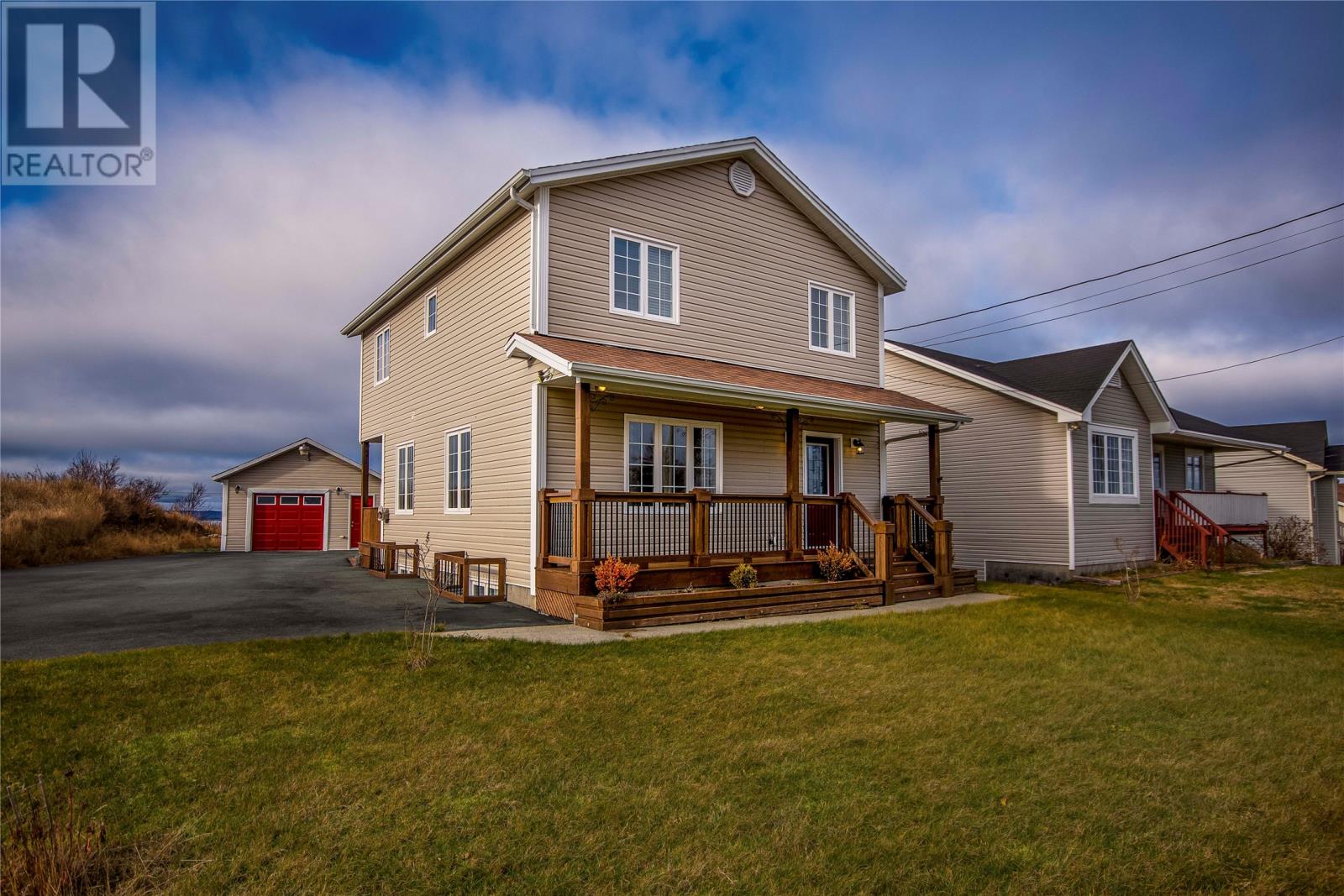 36 Farmland Ln, Conception Bay South, NL A1X 7L7