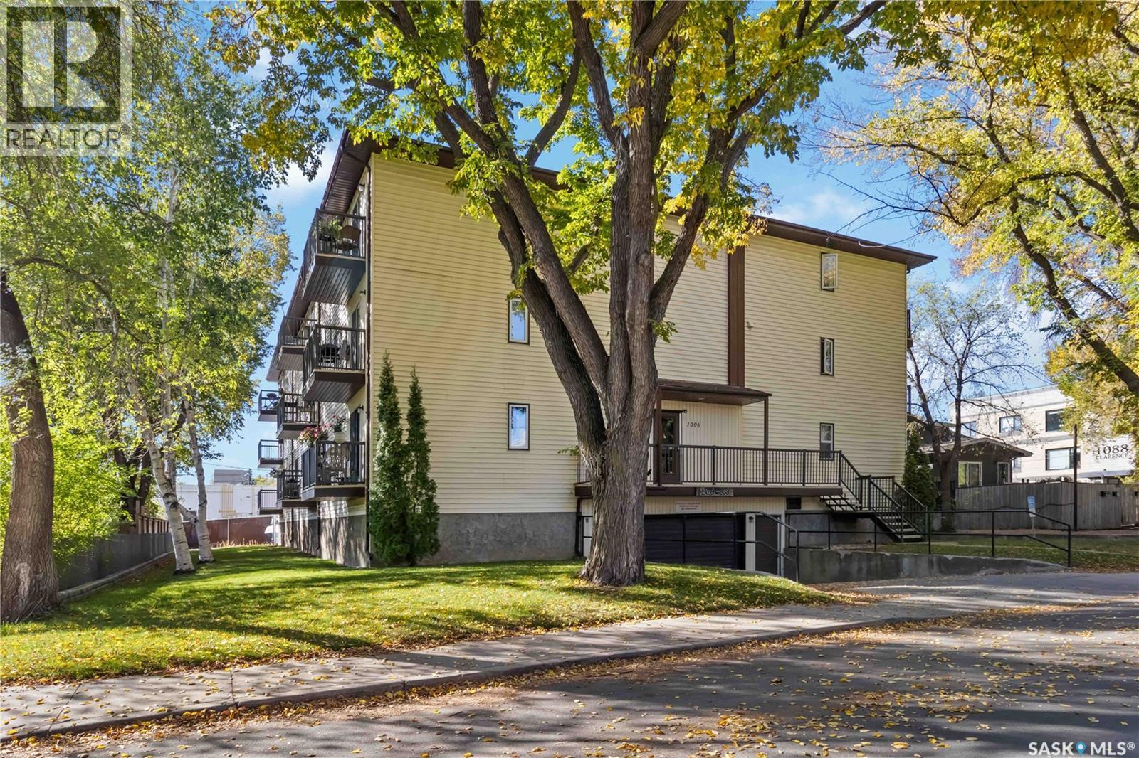 1006 9th Street E Unit 206, Saskatoon, SK S7H 0N2