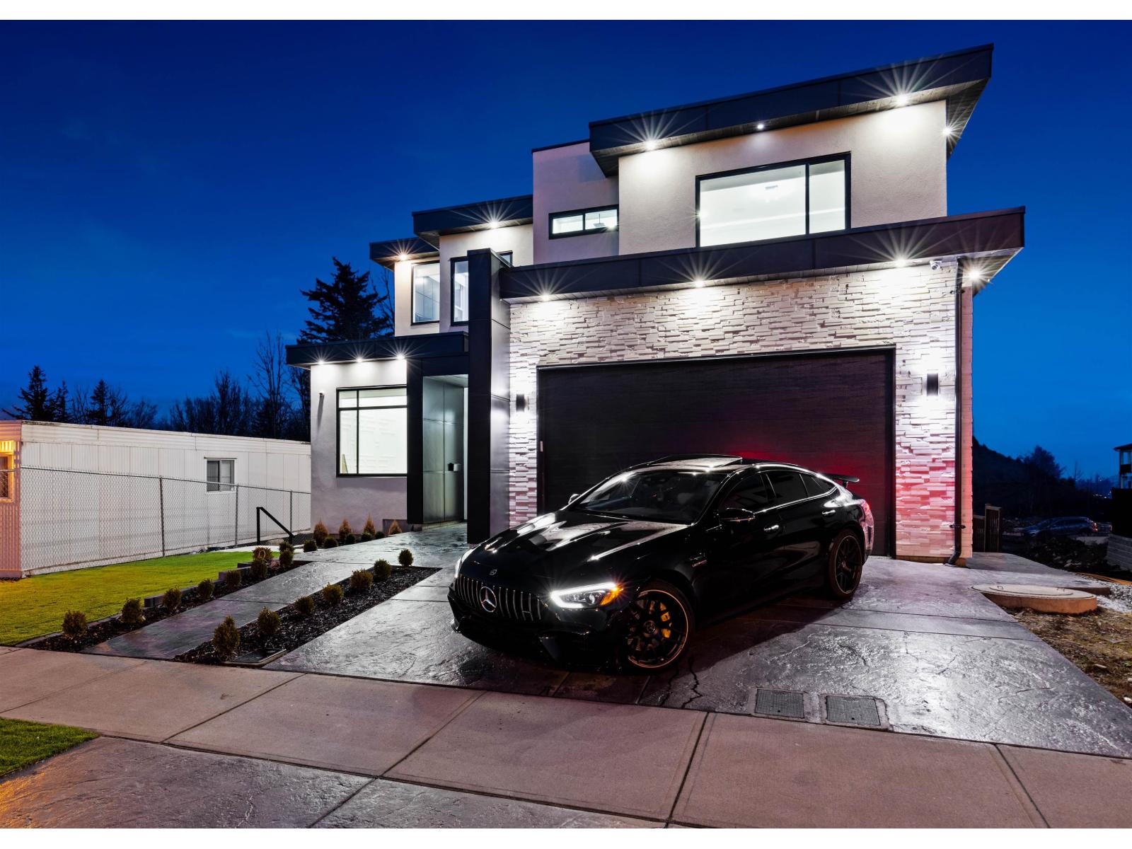 2786 Montana Pl, Abbotsford, BC V3G 0C4