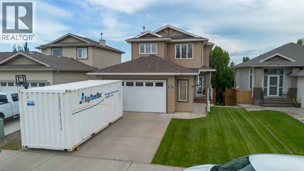 67 Jessie Robinson Close N, Lethbridge, AB T1H 3Y8